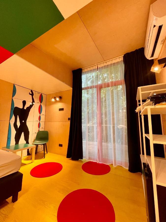Utopia Village - Art & Nature Lodges Mons Kültér fotó